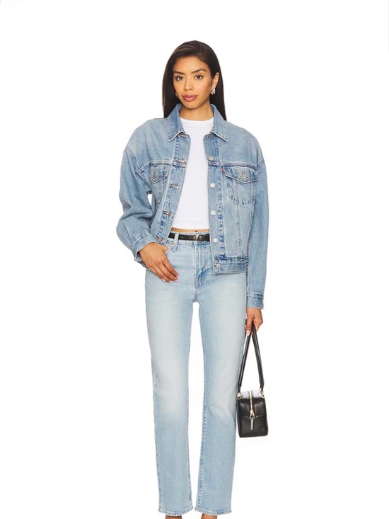 Levi's Jackets & Blazers - Levi's Classic Denim Trucker Jacket   Light Wash Size L